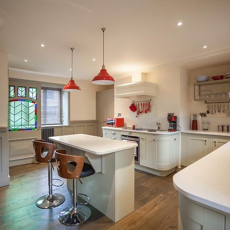 Ludlow - Linnet House - Well Presented Townhouse With Parking - Perfect Location For Exploring On Foot, Sleeps Up To 8 Guests - Hosted By Rentmyhouse 외부 사진
