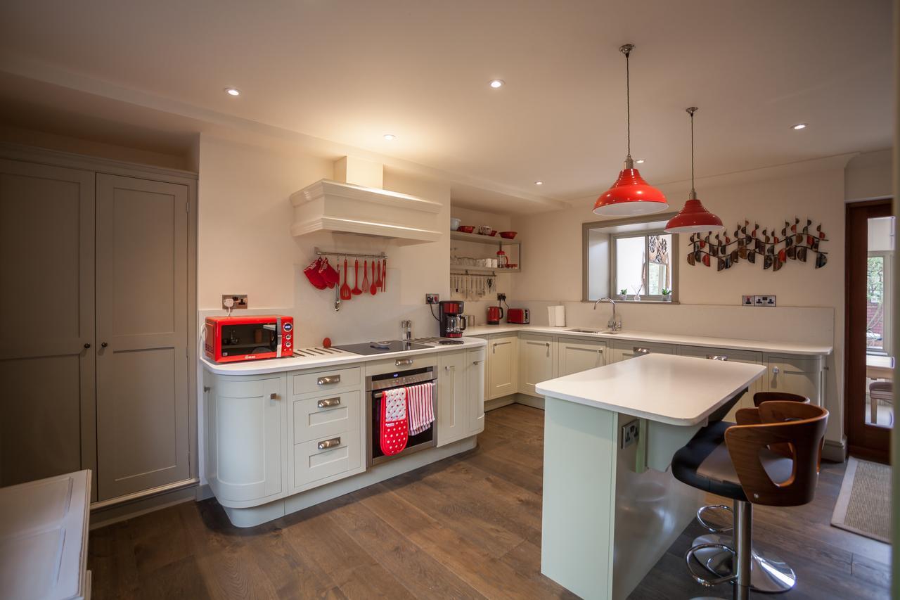 Ludlow - Linnet House - Well Presented Townhouse With Parking - Perfect Location For Exploring On Foot, Sleeps Up To 8 Guests - Hosted By Rentmyhouse 외부 사진